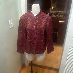 Meryl Diamond Petite XL Burgundy Paisley Tapestry Button-Front Jacket
